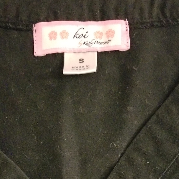 Scrub top - Picture 2 of 2